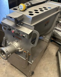 Hobart MG1532 150 Pound Meat Mixer Grinder Used, Tested Good